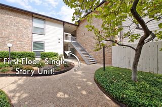 7107 Holly Hill Drive 17, Dallas, TX 75231