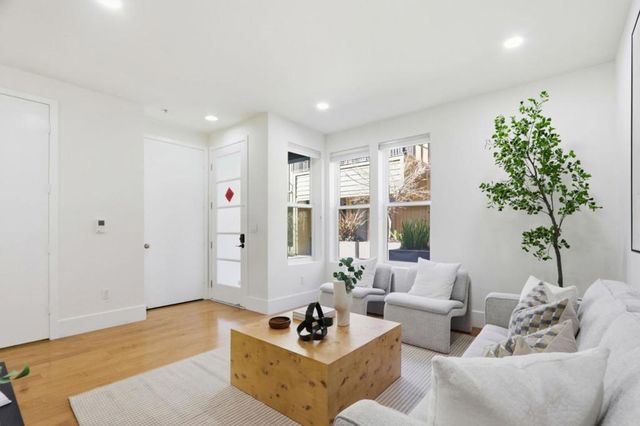 823 Altaire Walk, Palo Alto, CA 94303