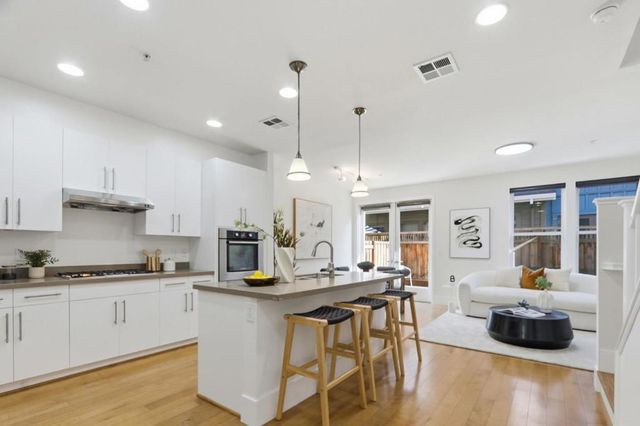 823 Altaire Walk, Palo Alto, CA 94303