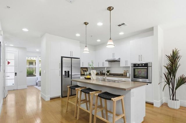 823 Altaire Walk, Palo Alto, CA 94303