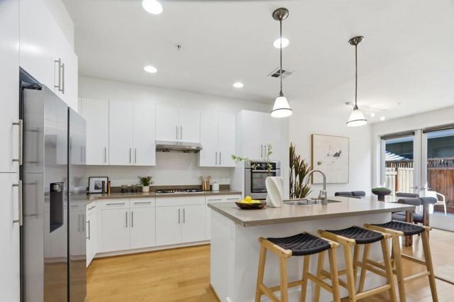 823 Altaire Walk, Palo Alto, CA 94303