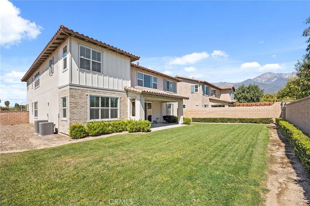 10095 Goldenrod Ct., Rancho Cucamonga, CA 91701