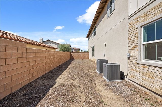 10095 Goldenrod Ct., Rancho Cucamonga, CA 91701