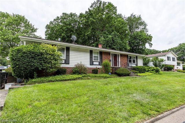 1538 Bonita Drive, Akron, OH 44313