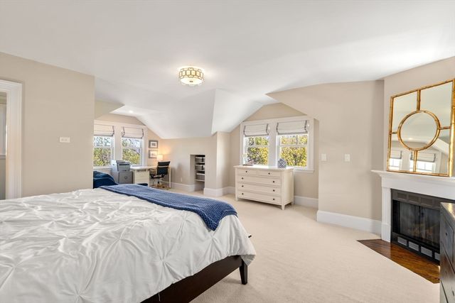 6 Woods Place 2, Boston, MA 02129