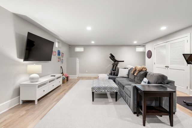 6 Woods Place 2, Boston, MA 02129