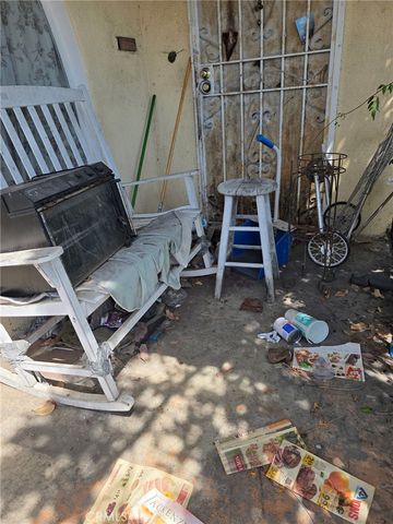 671 S Hillview, Los Angeles, CA 90022