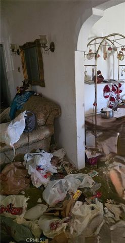 671 S Hillview, Los Angeles, CA 90022