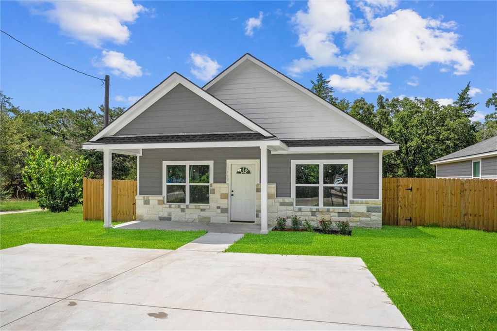 1913 Marshall Avenue, Bryan, TX 77803 — exterior