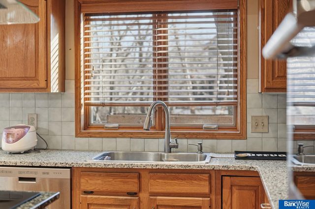 4411 Ash Hollow Court, Lincoln, NE 68516