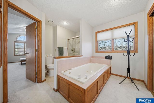 4411 Ash Hollow Court, Lincoln, NE 68516