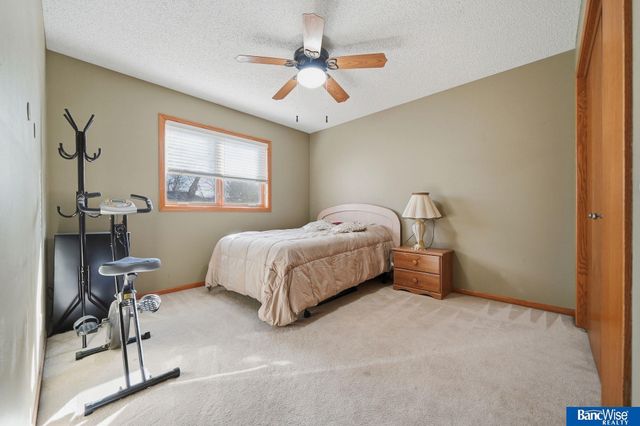 4411 Ash Hollow Court, Lincoln, NE 68516