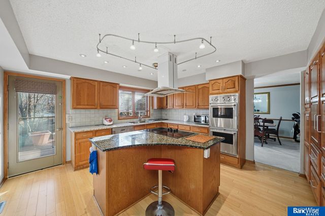 4411 Ash Hollow Court, Lincoln, NE 68516