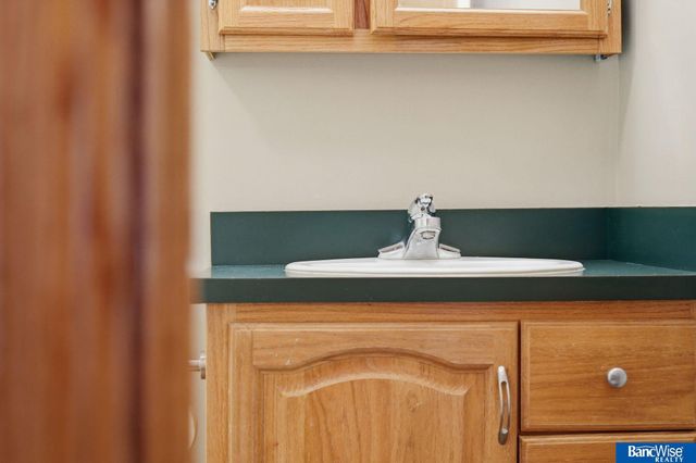 4411 Ash Hollow Court, Lincoln, NE 68516