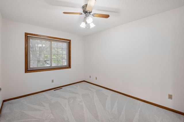 4284 Eagle Crest Drive, Eagan, MN 55122