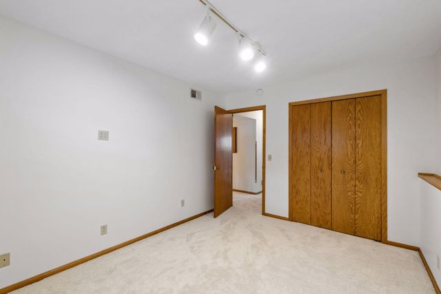 4284 Eagle Crest Drive, Eagan, MN 55122
