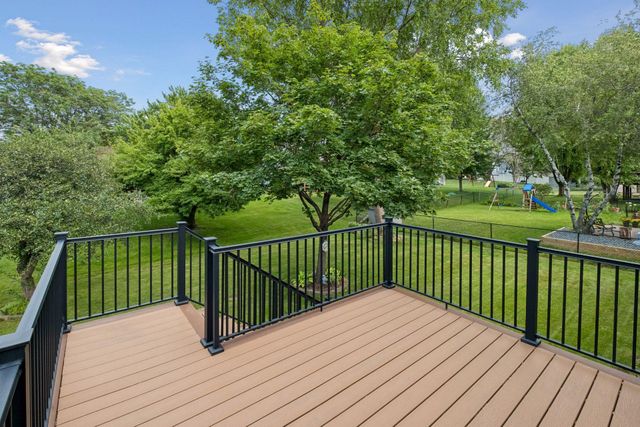 4284 Eagle Crest Drive, Eagan, MN 55122