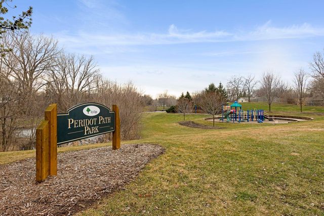 4284 Eagle Crest Drive, Eagan, MN 55122