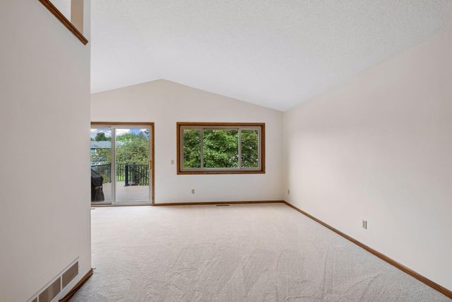 4284 Eagle Crest Drive, Eagan, MN 55122