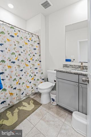 7736-A PORT CAPITAL DR, Elkridge, MD 21075