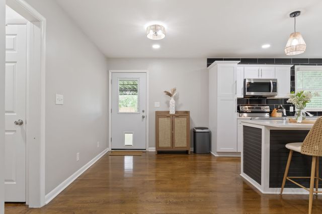 405 Lynn Dr, Nashville, TN 37211