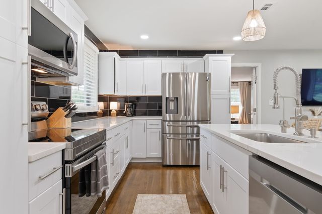 405 Lynn Dr, Nashville, TN 37211