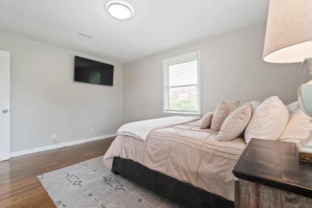 405 Lynn Dr, Nashville, TN 37211