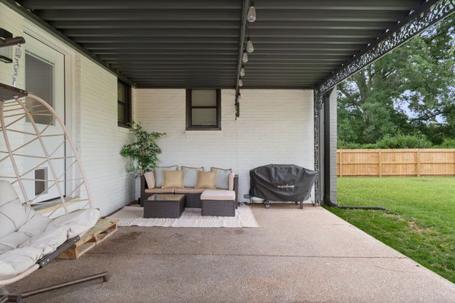 405 Lynn Dr, Nashville, TN 37211