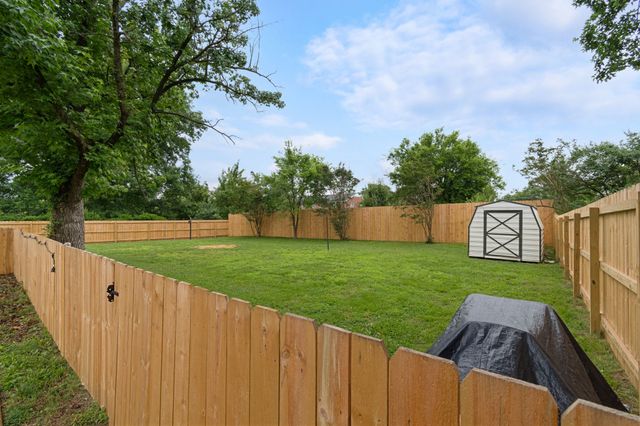 405 Lynn Dr, Nashville, TN 37211