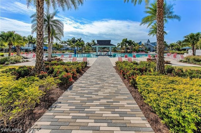 5069 Tortola CT, Naples, FL 34113