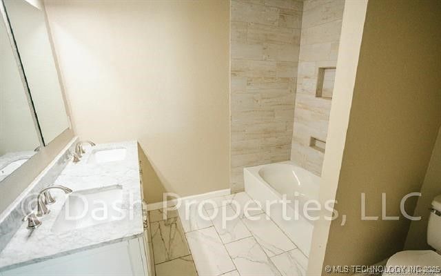 827 S Quaker Avenue, Tulsa, OK 74120