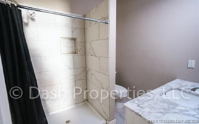 827 S Quaker Avenue, Tulsa, OK 74120