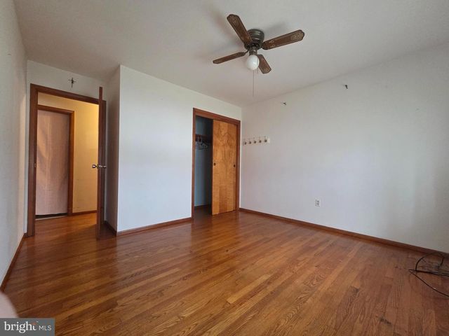 14201 MAPLE LEAF DR SE, Cumberland, MD 21502