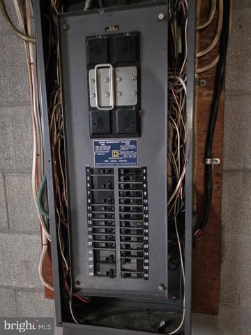 14201 MAPLE LEAF DR SE, Cumberland, MD 21502