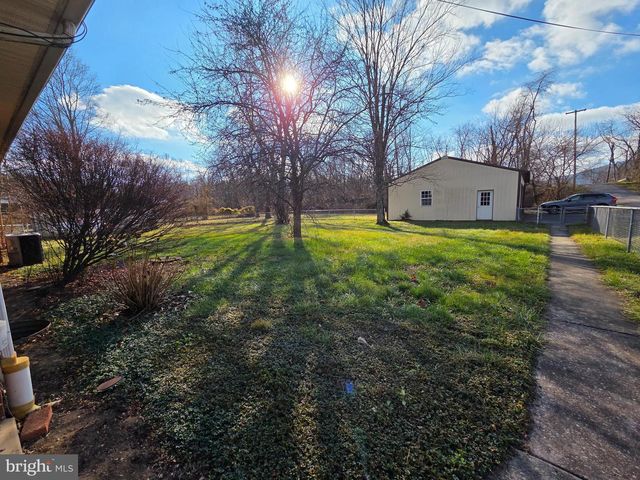 14201 MAPLE LEAF DR SE, Cumberland, MD 21502