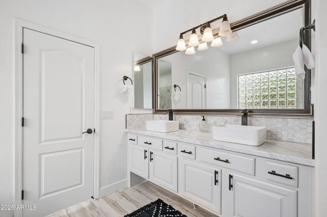 12260 W LONE TREE Trail, Peoria, AZ 85383
