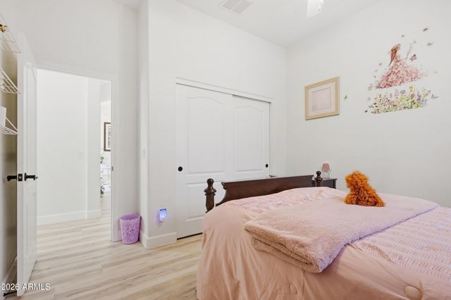 12260 W LONE TREE Trail, Peoria, AZ 85383