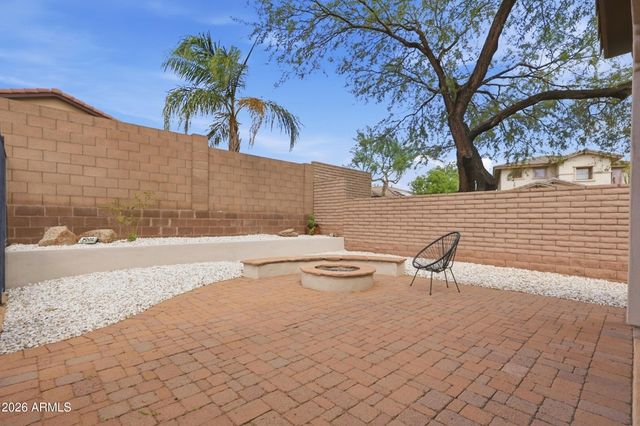 12260 W LONE TREE Trail, Peoria, AZ 85383