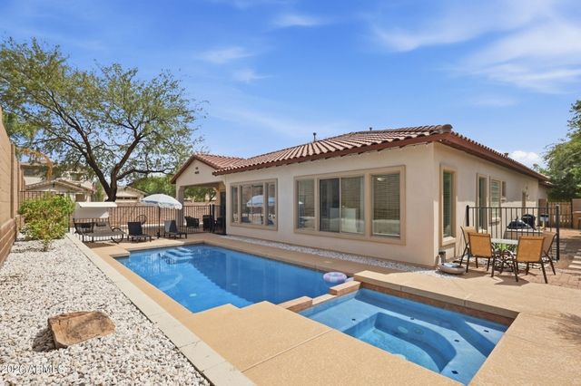 12260 W LONE TREE Trail, Peoria, AZ 85383