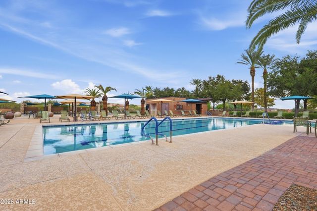 12260 W LONE TREE Trail, Peoria, AZ 85383