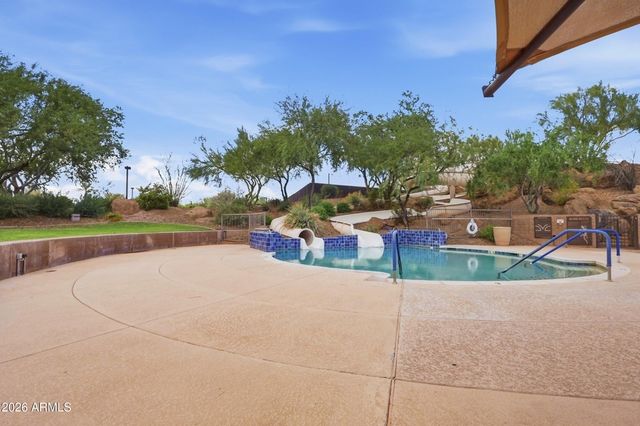 12260 W LONE TREE Trail, Peoria, AZ 85383