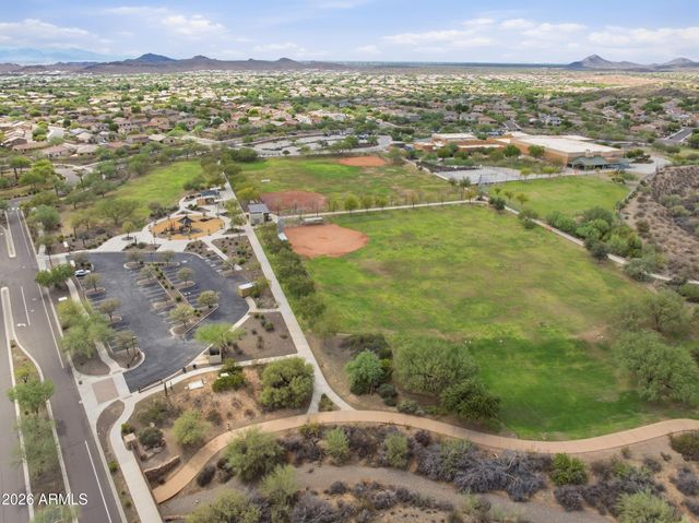 12260 W LONE TREE Trail, Peoria, AZ 85383
