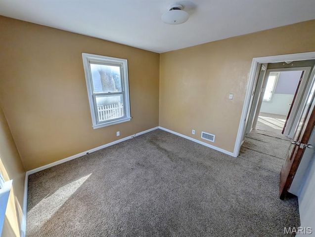 315 S Belt, Belleville, IL 62220