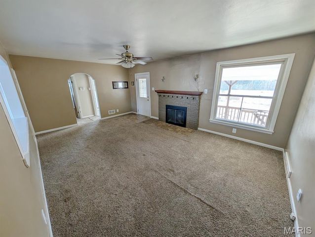 315 S Belt, Belleville, IL 62220
