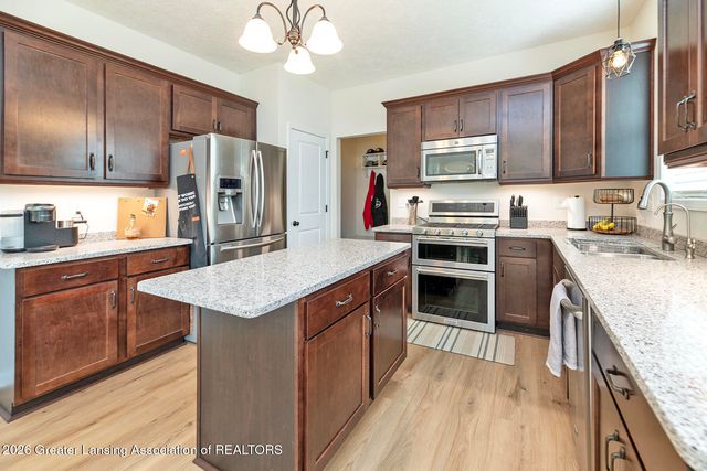12880 Paradise Drive, Dewitt, MI 48820