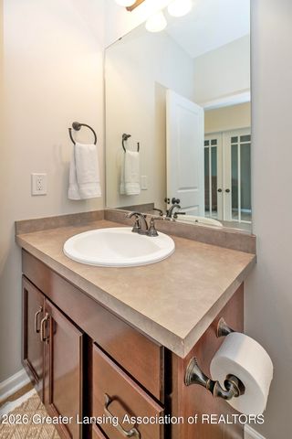 12880 Paradise Drive, Dewitt, MI 48820