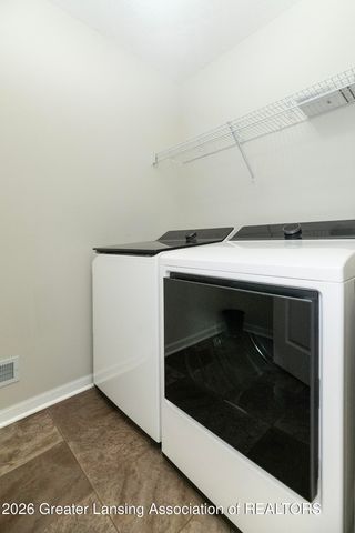 12880 Paradise Drive, Dewitt, MI 48820