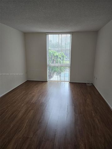 16851 NE 23rd Avenue A212, North Miami Beach, FL 33160