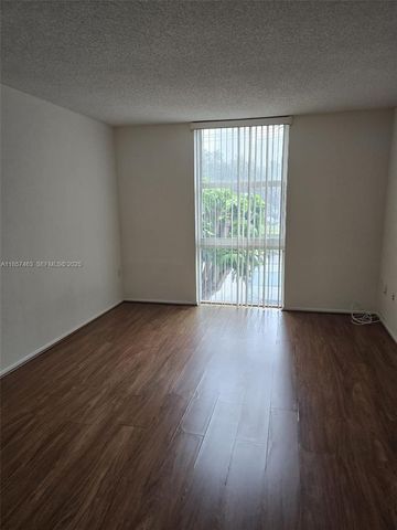 16851 NE 23rd Avenue A212, North Miami Beach, FL 33160