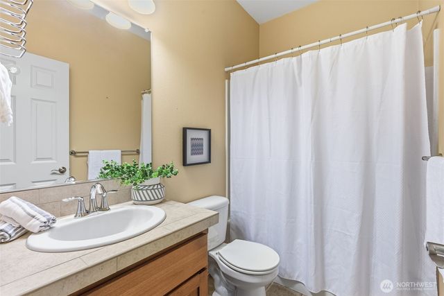 2111 NE 94th Court, Vancouver, WA 98664